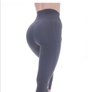 Ptula Leggins.  NWT.  ***SOLD***